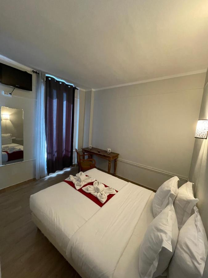 Hotel Central Сен-Дени Экстерьер фото